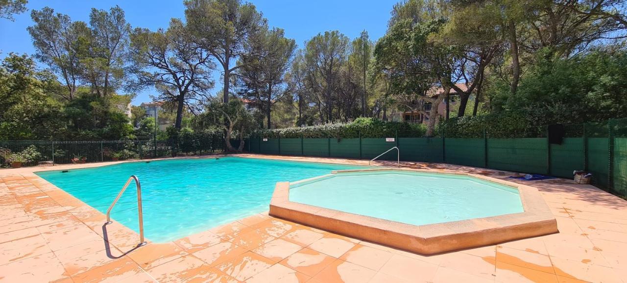 Apartmán Le Calypso Saint Aygulf Exteriér fotografie